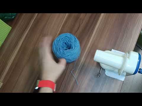 Видео: Ручная моталка для пряжи Yarn Winder