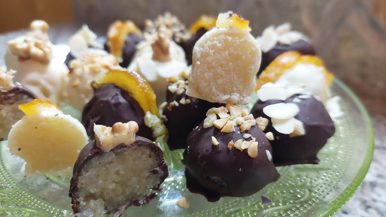 DOLCETTI CON MANDORLE UNO TIRA L'ALTRO SENZA COTTURA RICETTA FACILISSIMA