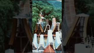 rumah adat Toraja