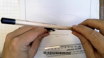 IGCSE 2012 1F Q15 - Construct Rhombus