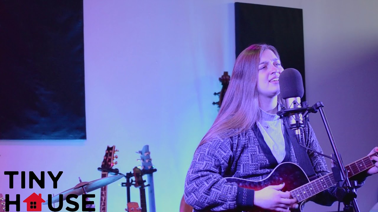 Wide Eyed Wanderer - Kirsten Spurgin [Live from Tiny House]