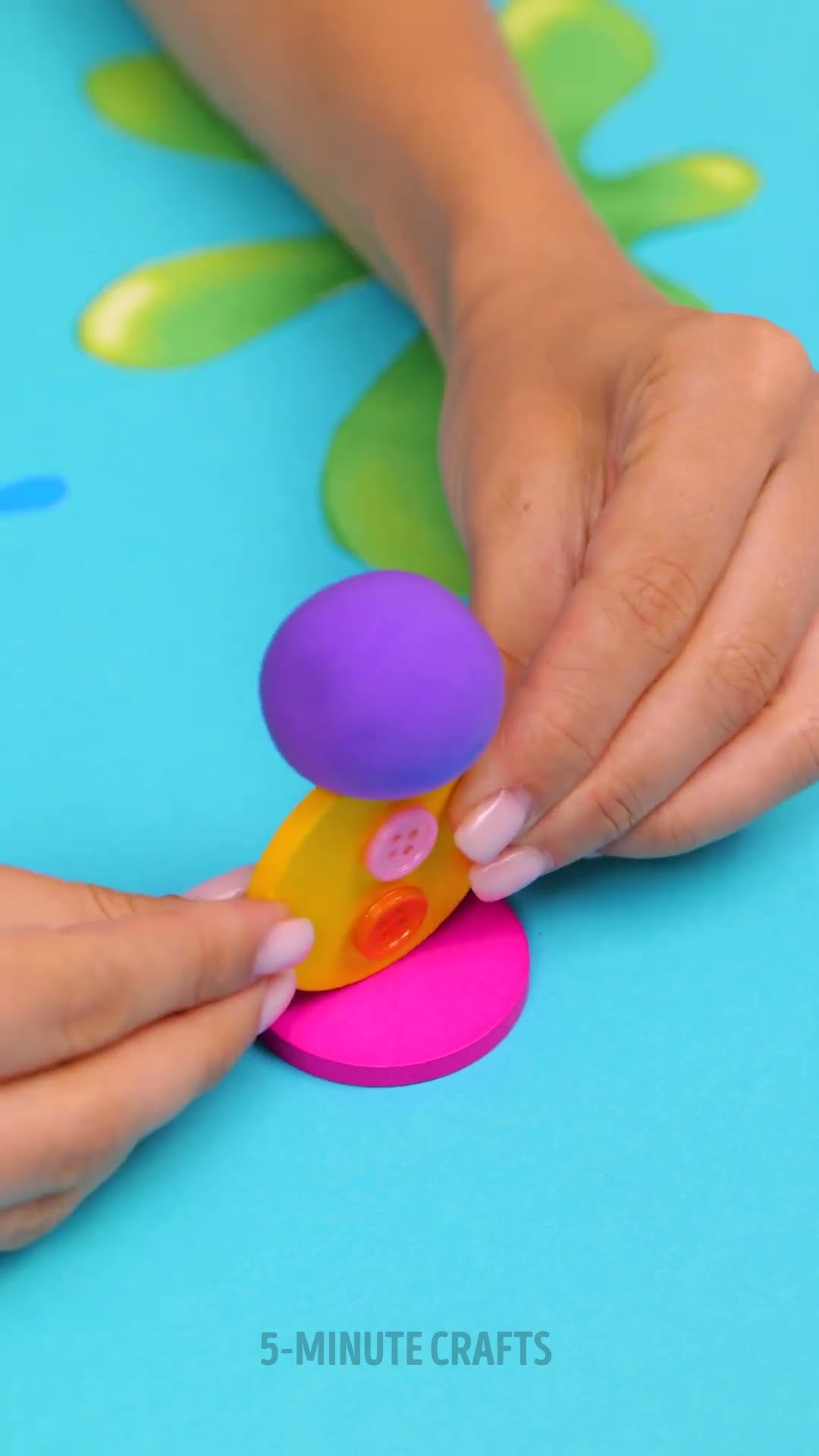 ? Amazing crafts made out of simple items! #5minutecraftskit #shorts