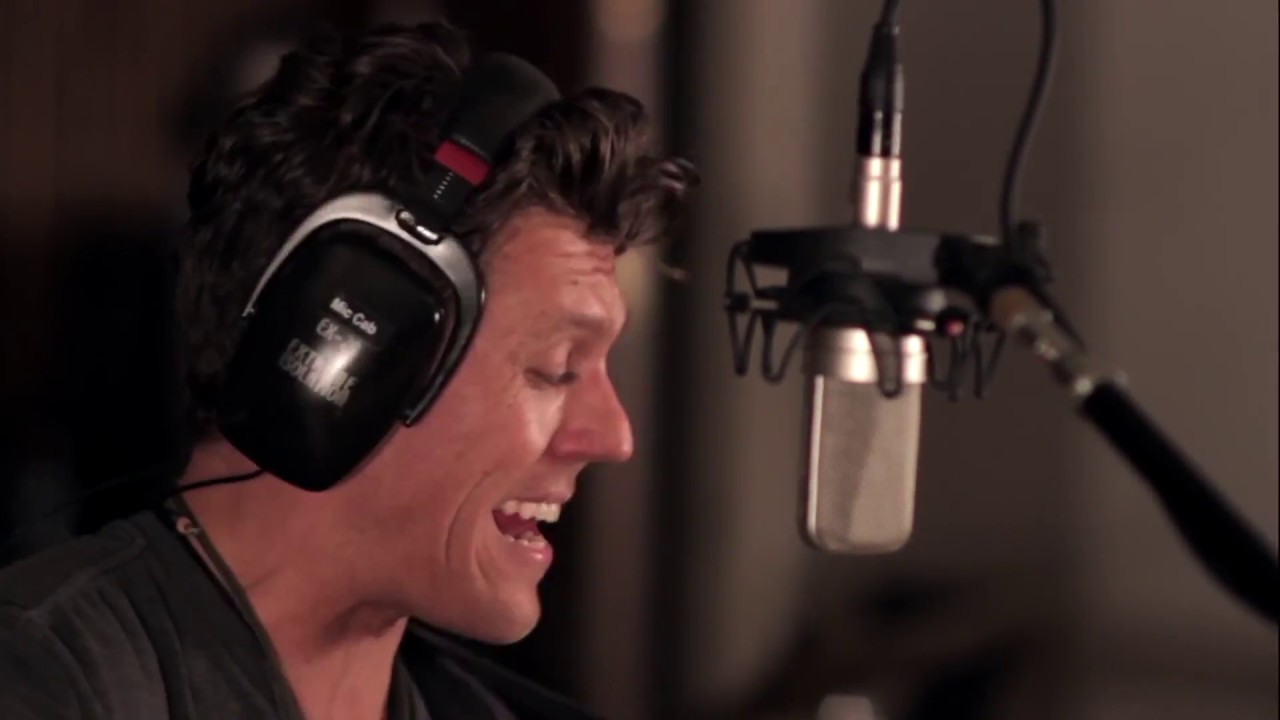 "Too Close" Brandon Mills (Alex Clare Cover)
