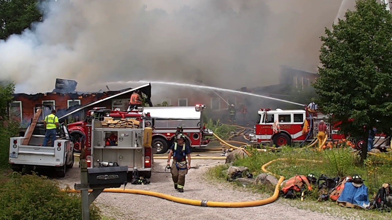 School Fire, Hope Valley, RI 7/29/18 YouTube
