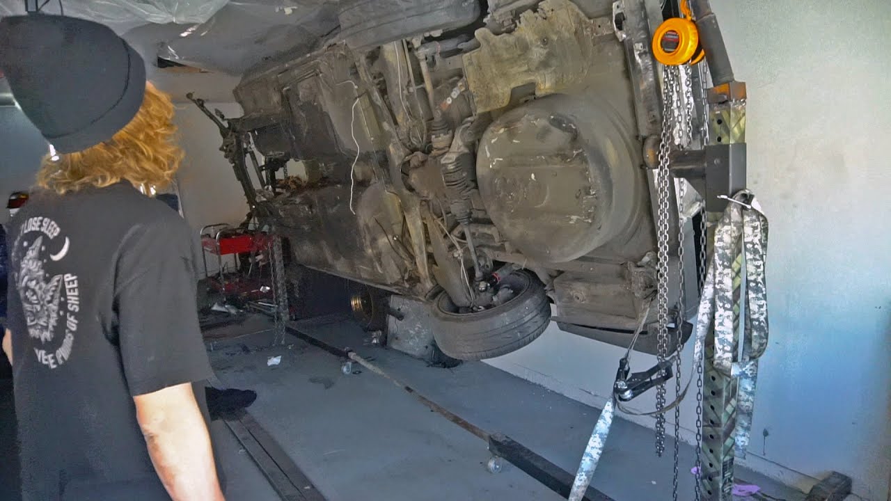 HE BUILT A HOMEMADE CAR LIFT / ROTISSERIE! YouTube