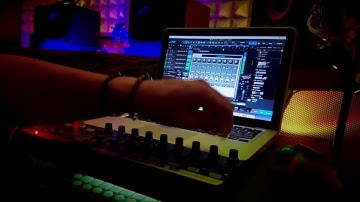The cheapest and smaller midi mixer -  easy control 9