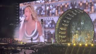 Beyoncé performs River Deep - Mountain High at MetLife Stadium