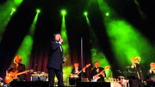 BRYAN FERRY &amp;Orchestra _ THAT´S HOW STRONG MY LOVE IS_ live Wiesbaden/Niedernhausen 2013