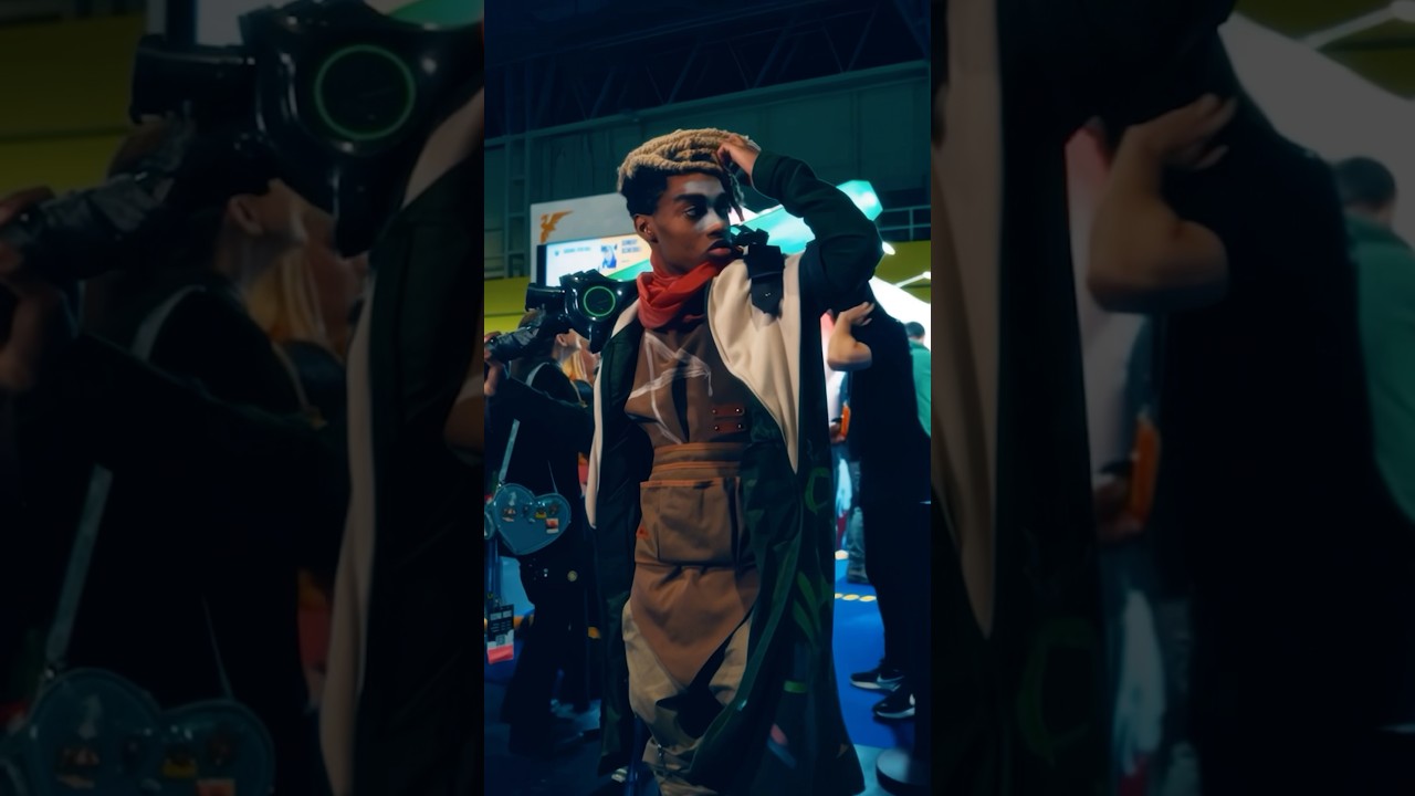 The Boy Savior of Zaun at DreamHack⚡EKKO LEAGUE OF LEGENDS COSPLAY ⏳ #shorts