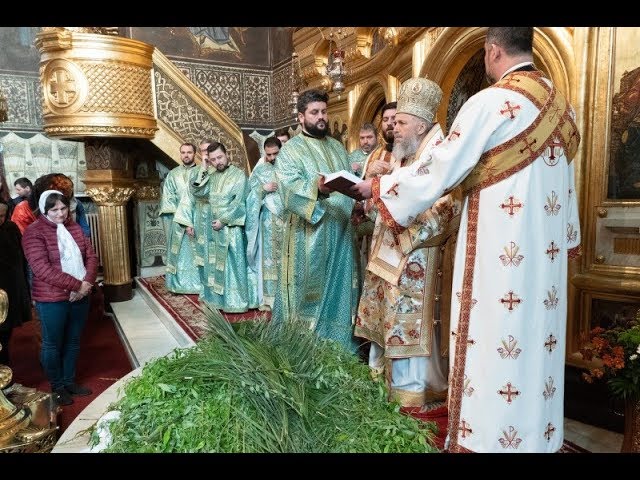 Sărbătoarea Floriilor la Catedrala Arhiepiscopală