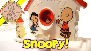 Snoopy Sno-Cone Machine 2012 Maker Set and 2007 Sno-Cone Machine Comparison.