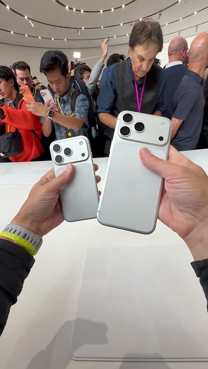 Hands-on with iPhone 17 Pro and Pro Max in Silver!