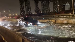 FDR Drive Flooding, Cars Stuck in Water / Manhattan NYC 12.23.22