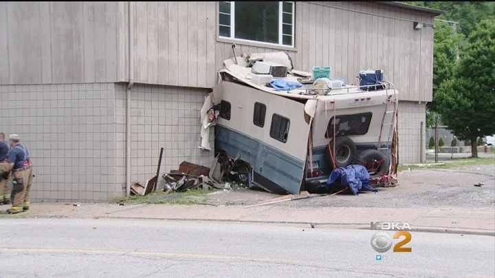 3 Injured When RV Plows Into Cars, Building; Pets ...