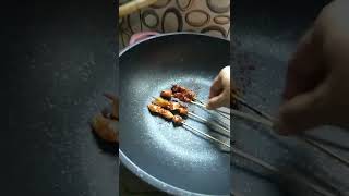 Bikin Sate Pakek Work Pan Zuko.... Jangan Lup Like Dan Subscribe Nya Yaaa....