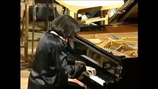 Schumann - Piano Concerto, op.54 Eliso Virsaladze