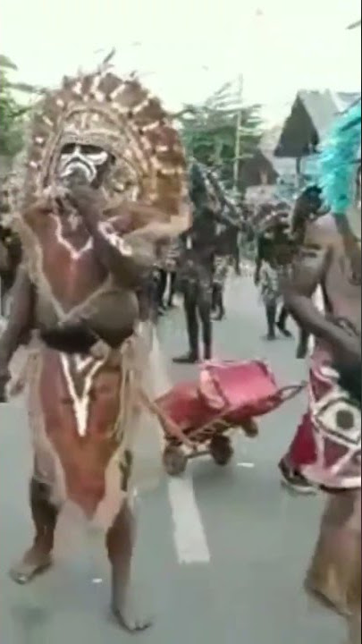 Si hitam .. #Karnaval balung