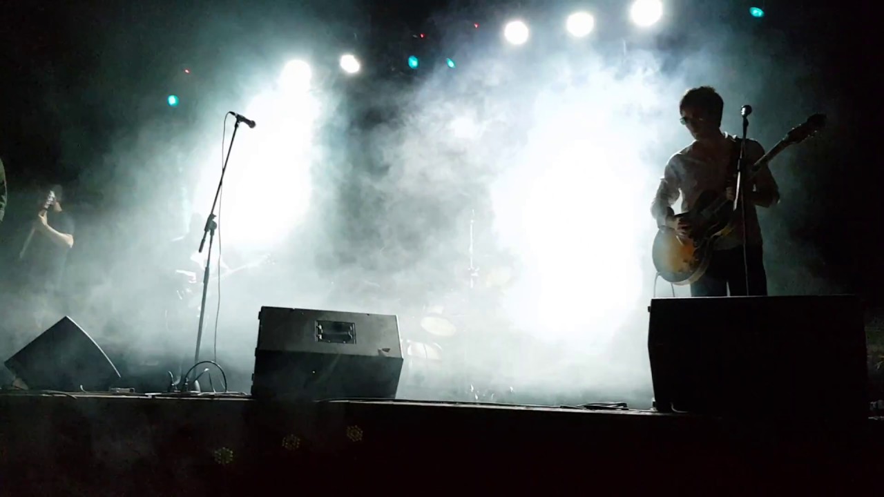 Masterplan Tributo Oasis Chile - Cigarettes and Alcohol (Espacio Belloni,Santiago de Chile)