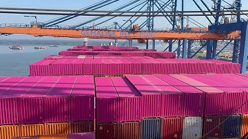 Ngày Tết của anh em công nhân ngành cảng đây mọi người #Trong công nhân ngành cảng @