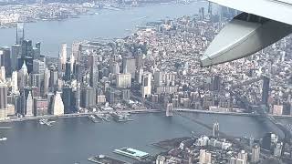 Landing at LaGuardia Airport (LGA) Runway 22 with Commentary from a New Yorker screenshot 4