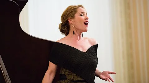 Vanessa Perez and Heather Buck perform "Nana" by M...