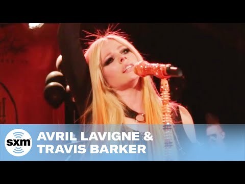 Avril Lavigne ft. Travis Barker — Girlfriend [LIVE @ SiriusXM]