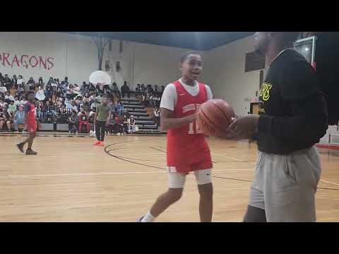 Druid Hills Middle School Students vs Teachers game 2023.