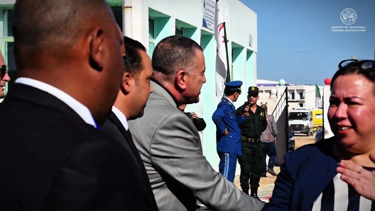 سكيكدة: زيارة عمل وتفقد لوزيرة التكوين والتعليم المهنيين 