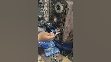 Cylinder Boring, Porting and Honig In part 2 of our engine block mechanic series porting and honing