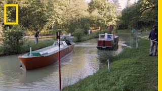 These Mini-Ships Teach Pilots How to Navigate Major Waterways | National Geographic