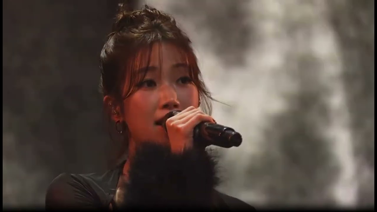 LE SSERAFIM - HOT (LIVE BAND VER.)