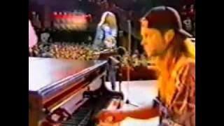 Europe - Prisoners In Paradise