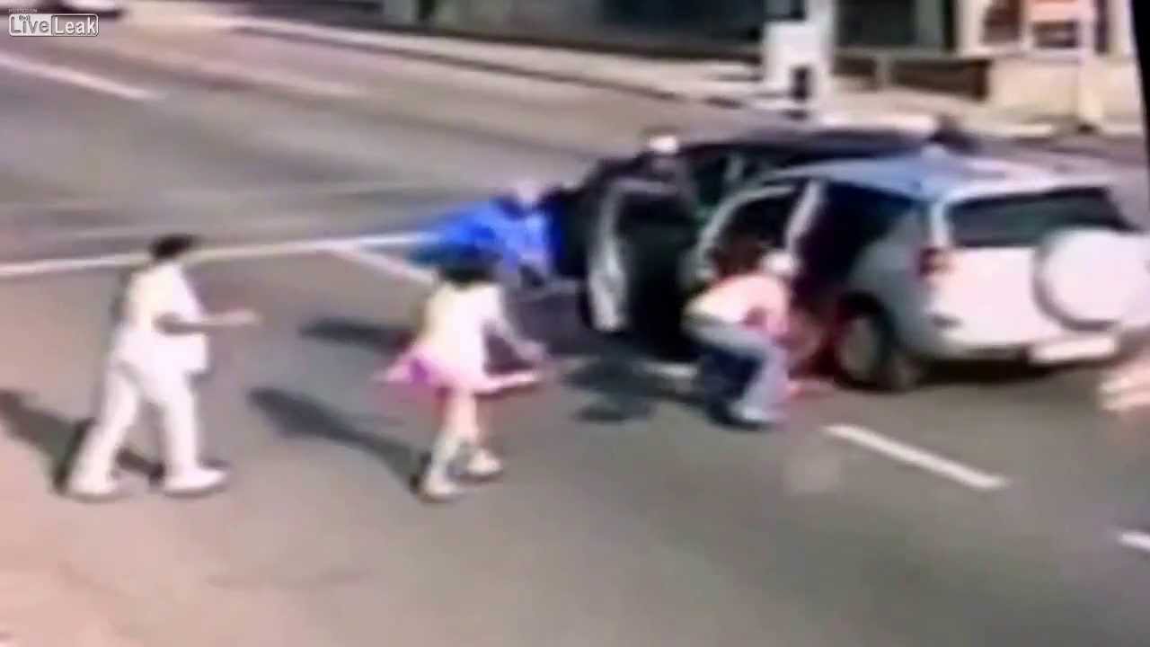 Carjacking in Johannesburg CBD YouTube