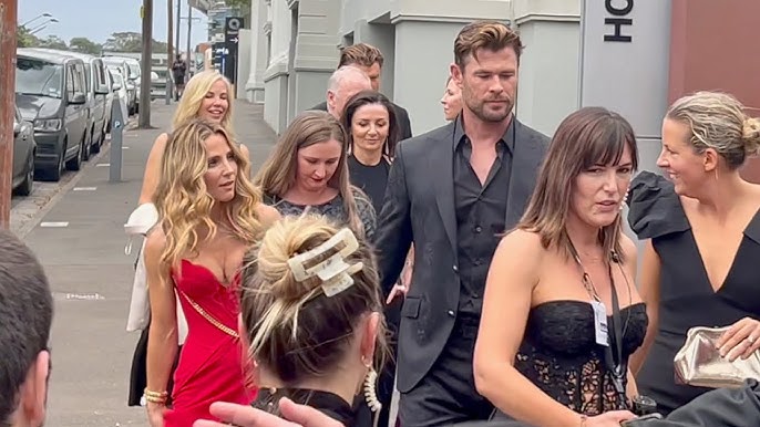 De regata, Chris Hemsworth mostra supermúsculos em fim das filmagens de  novo 'Thor' - Quem