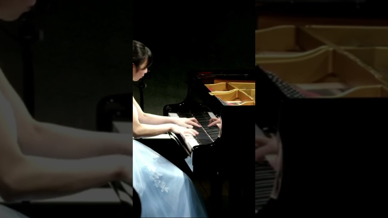 リスト:ラ・カンパネラ Liszt/リスト】ラ・カンパネラ/La Campanella - YouTube