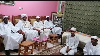 زيارة الشيخ ادم الشيخ البدوي والاخوان لسجادة خور المطرق معزيا في ام الفقراء