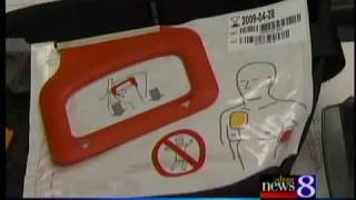 AED saves hockey player's life