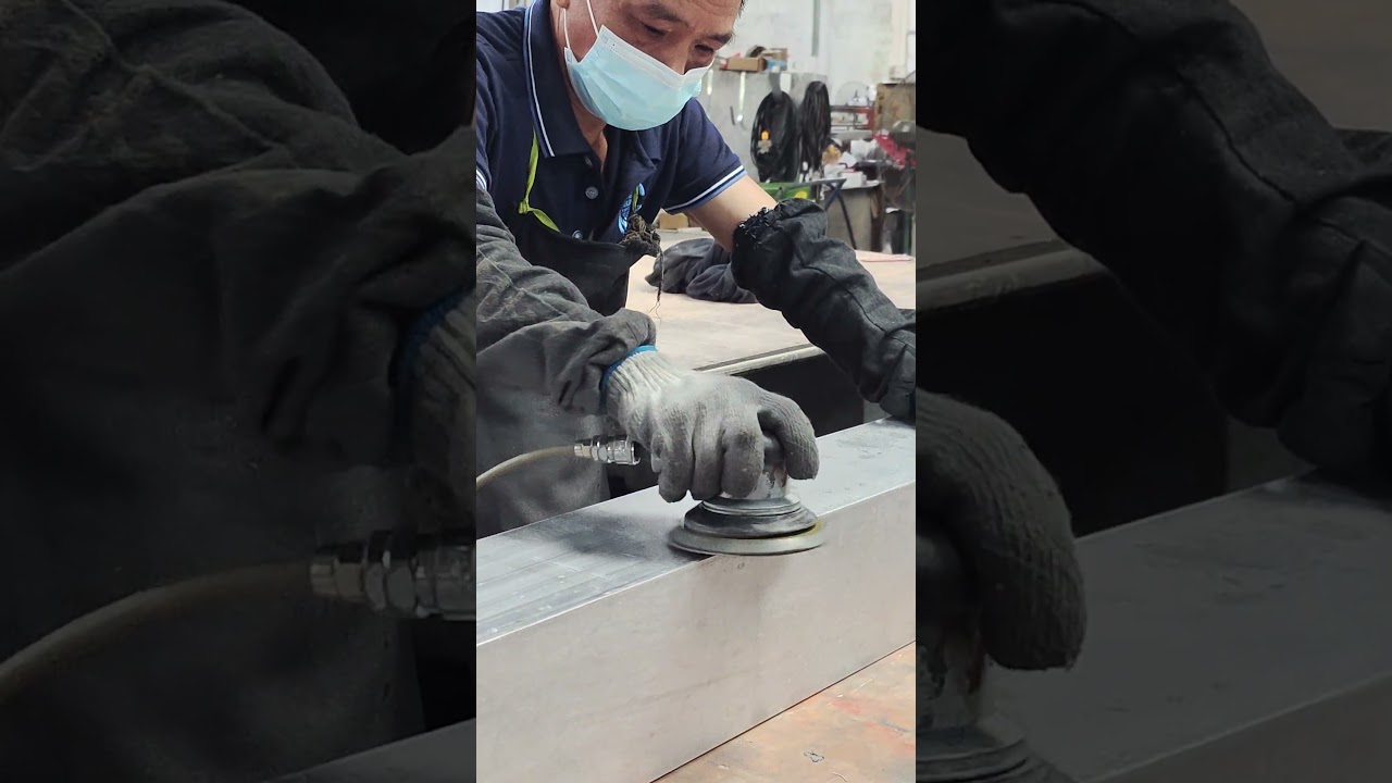 Aluminum profile is polishing for louvre pergolas