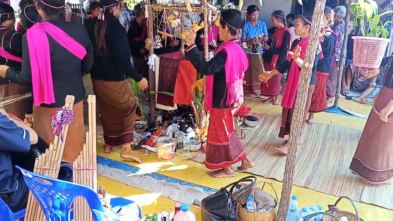 แกลมอ บ้านนำโรงทาบ อ.สำโรงทาบ1 