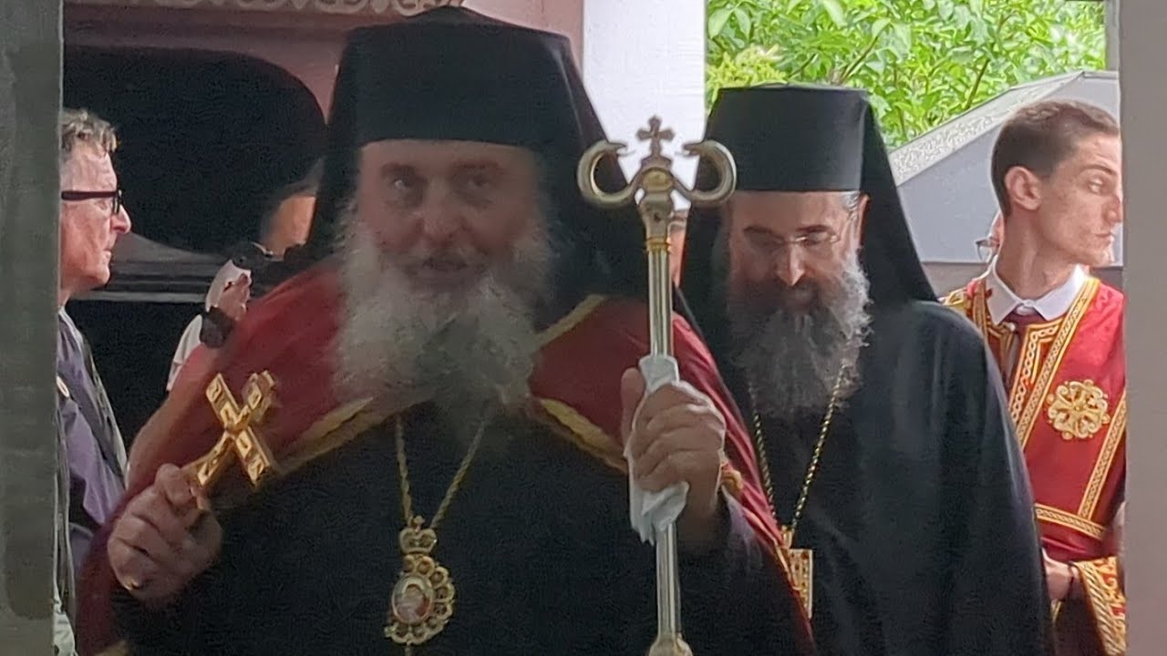 Празнично вечерње са петохлебницом служено уочи Светог Прокопија кроз кадрове у Прокупљу