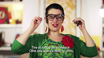 O que faz Carlota querer evitar o narrador?