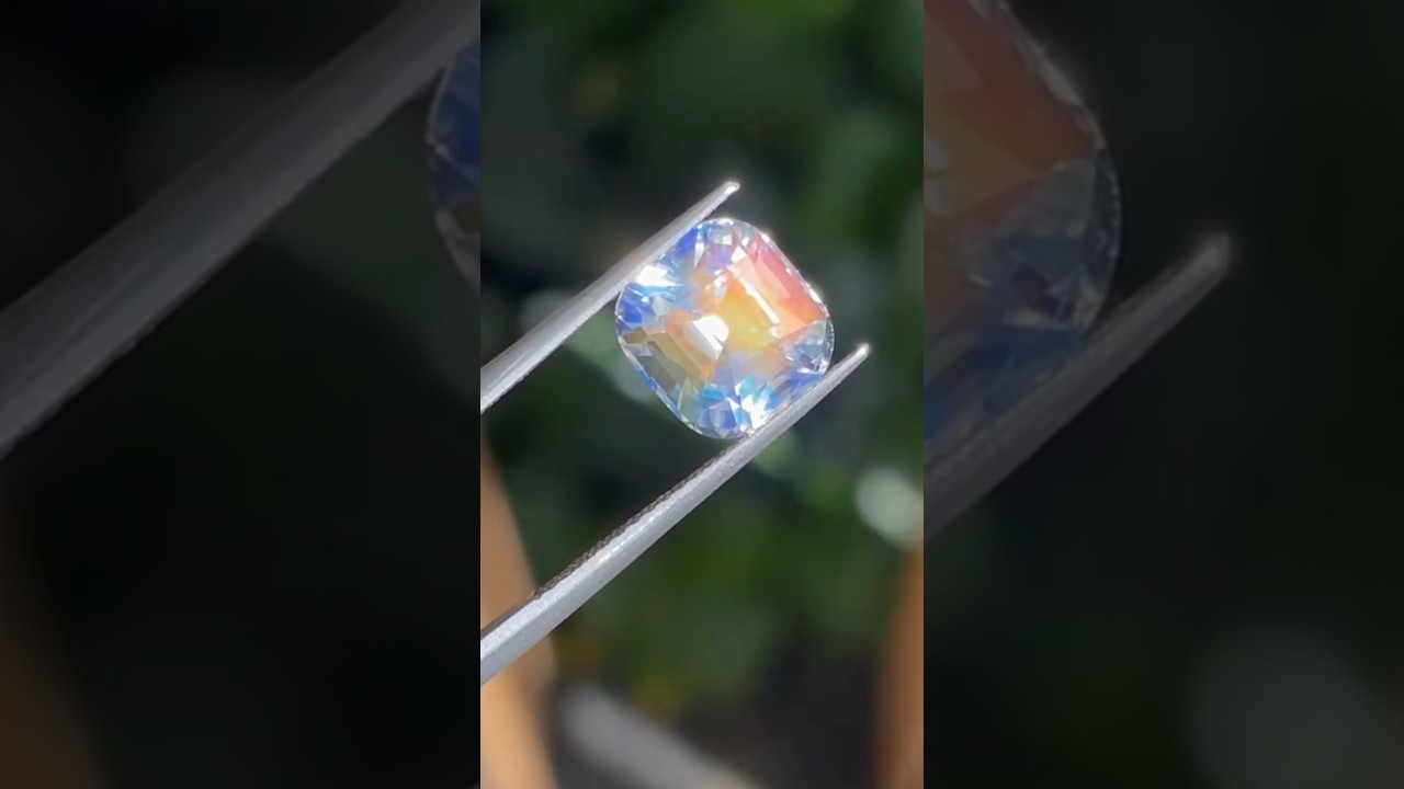 Opal vs Moonstone: The Battle of Shimmering Gems