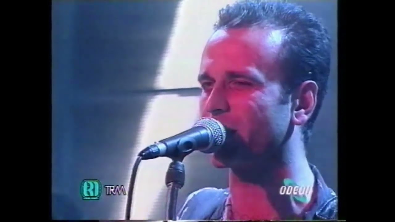 MASSIMO VOLUME - SENZA UN POSTO DOVE DORMIRE LIVE 1997 (il Muro)