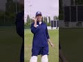 How did Issy Wong learn to bowl the knuckle ball? 🤔