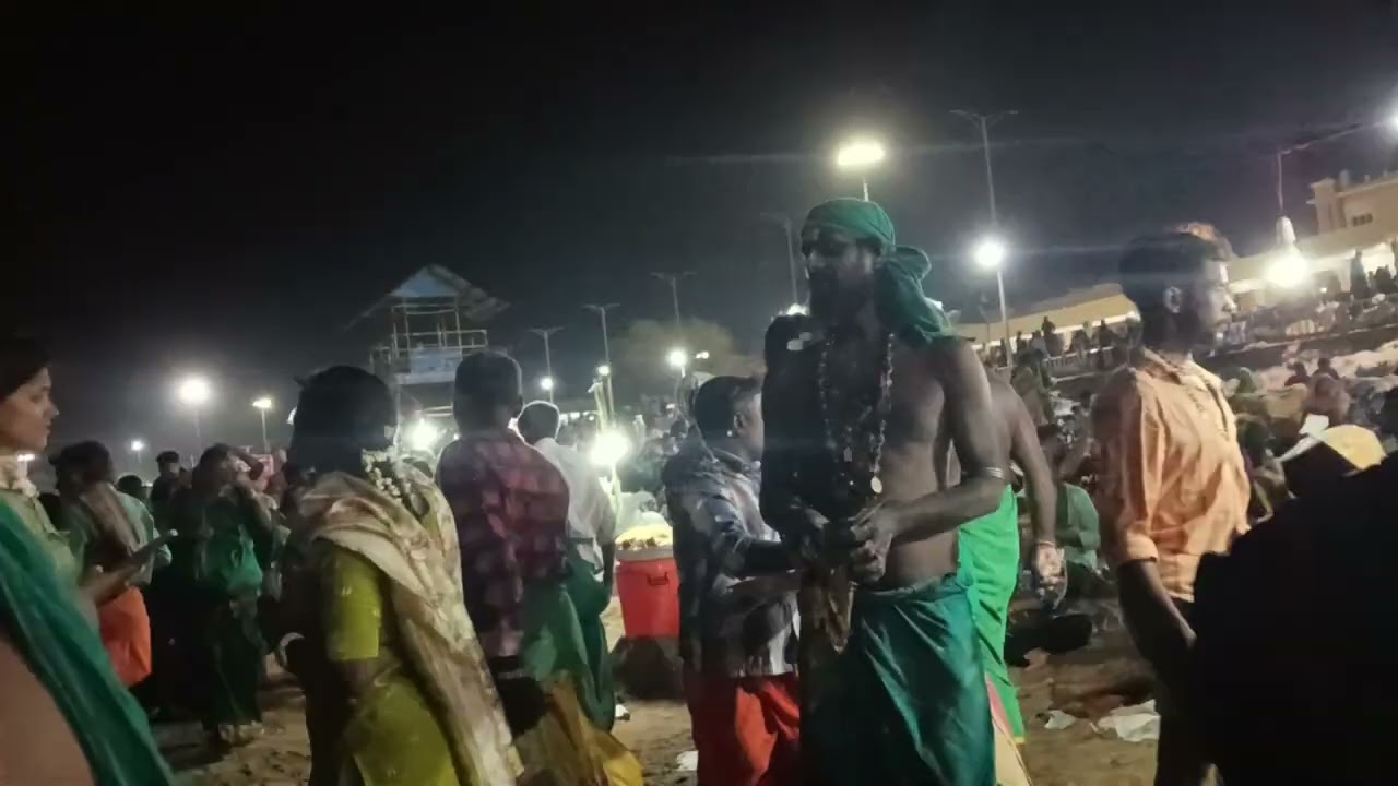 என் நாடு என் மக்கள் அப்படி என்று திருச்செந்தூரில் சொன்ன முருகர்