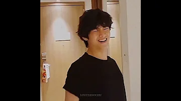 Kim Taehyung Jump FMV 