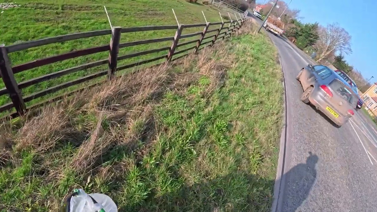 Picking Up 4 Full Bags of Litter on Darlington Road 05/02/2026 Northallerton  pt 1/5