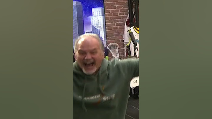 Pat's reaction 🤣🎸