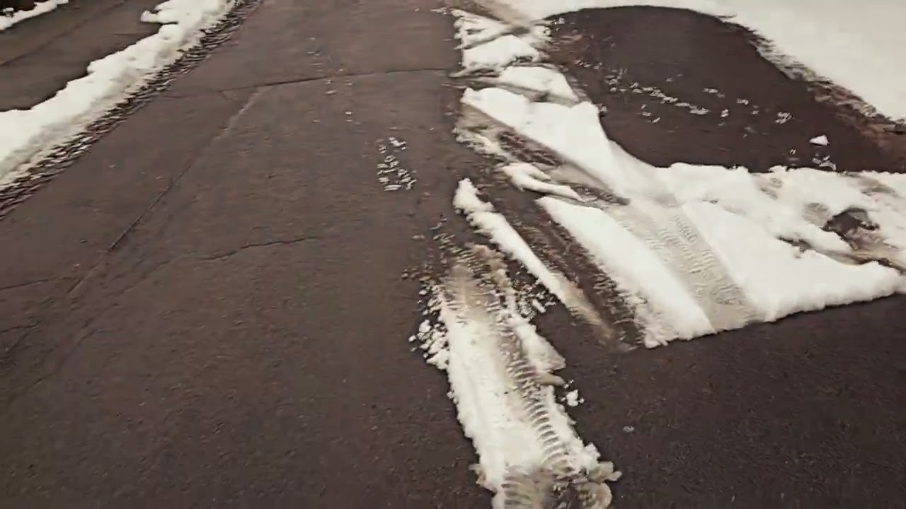 Starker schneefall heute Nachmittag in Grimma Am 16.02.2026❄️❄️❄️