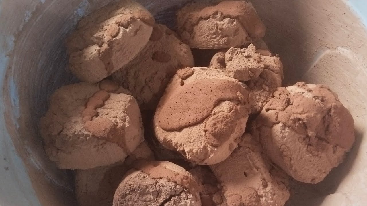 Brand New dry and water crumbling crispy crunchy texture tub crumbling ASMR ❤️❤️💕